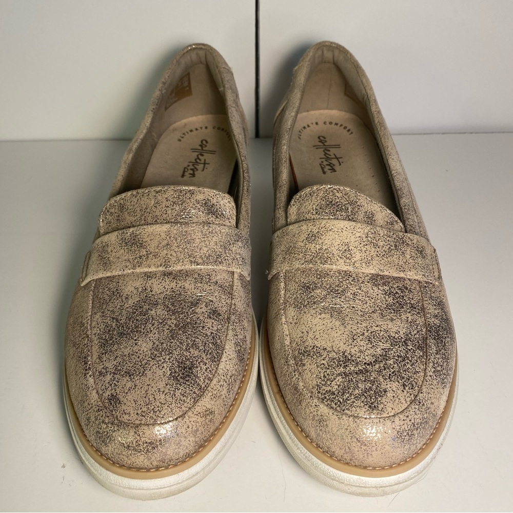 Clarks Gold Loafers size 9